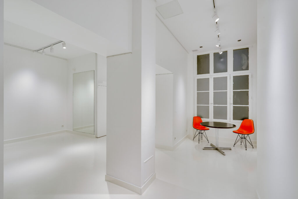 Wide entrance view inside 43 Rue Charlot showroom Paris