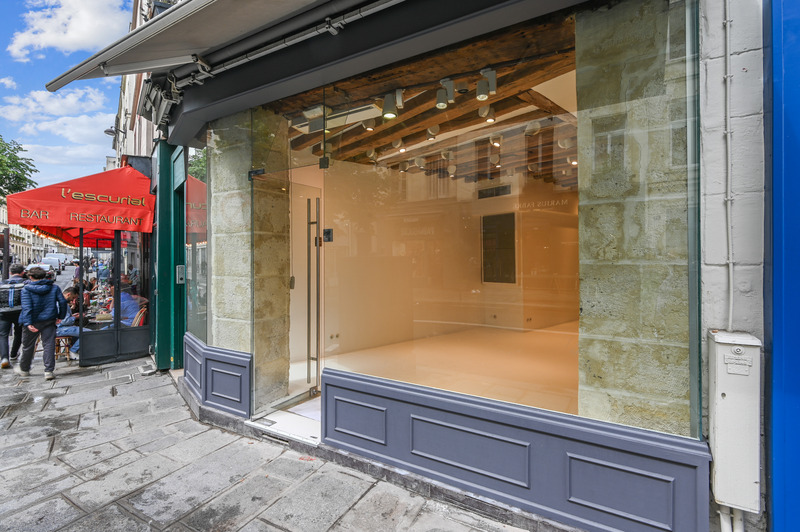 Showroom storefront at 31 Rue de Turenne in the Haut Marais with full glass façade
